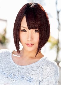 森崎真里愛