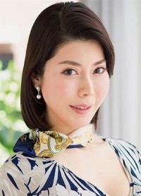 岸川真衣